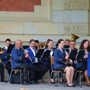 Koncert Tarnogórskiej Orkiestry Dętej w świerklanieckim parku